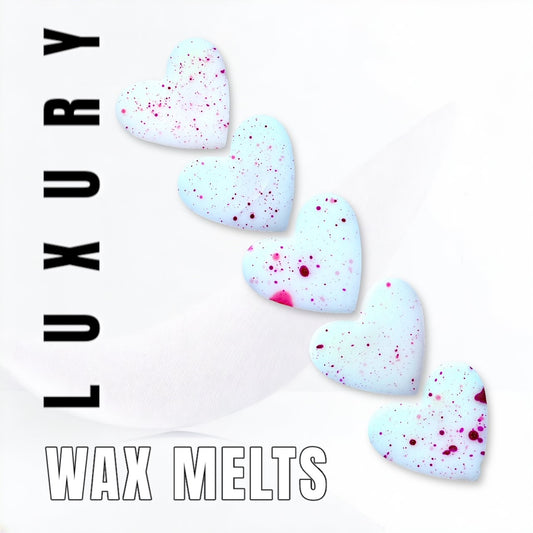 Love Melts. Rose and Oud wax melt hearts main image